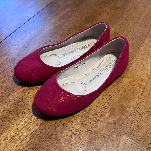 Bella Marie “Dana” Red Shimmer Ballet Flats | Size 3 - Picture 3 of 17